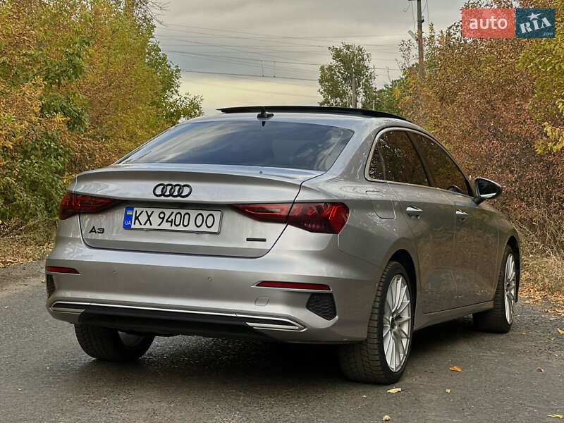 Седан Audi A3 2023 в Харькове