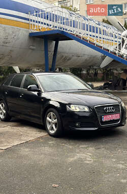 Хэтчбек Audi A3 2008 в 