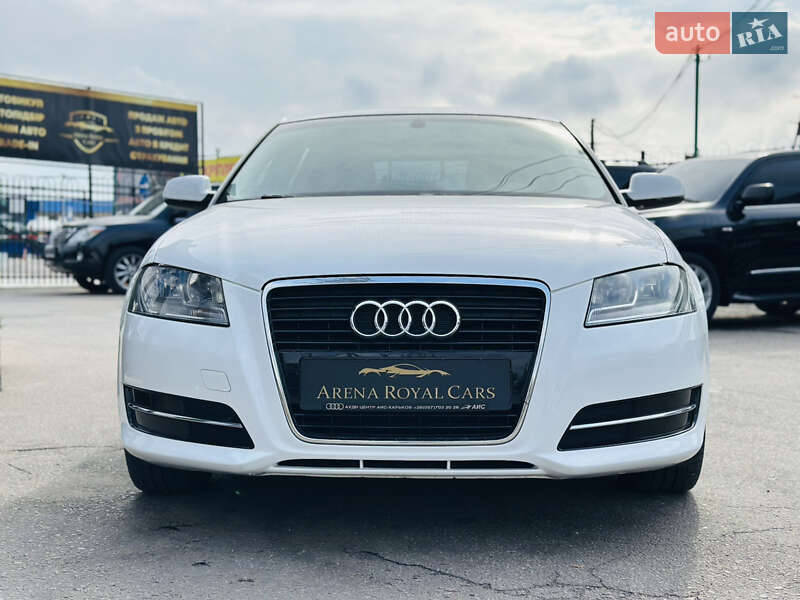 Хэтчбек Audi A3 2013 в Харькове