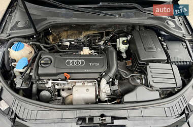 Хэтчбек Audi A3 2009 в 