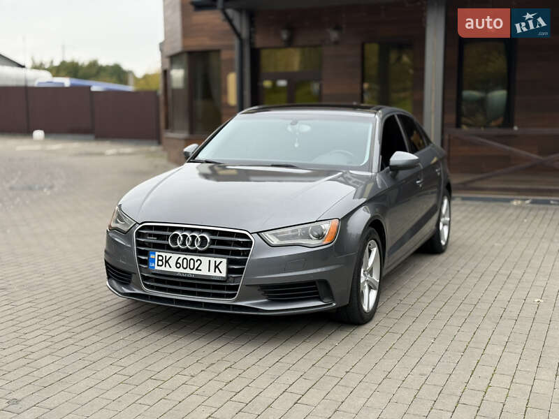 Седан Audi A3 2015 в 