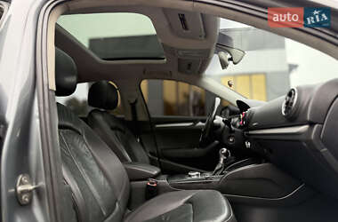 Седан Audi A3 2015 в 