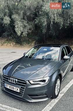 Хэтчбек Audi A3 2015 в Одессе