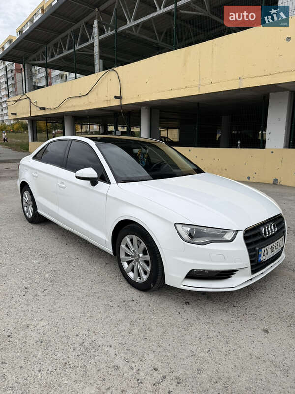 Седан Audi A3 2015 в Харькове фото 2 Седан Audi A3 2015 в Харькове