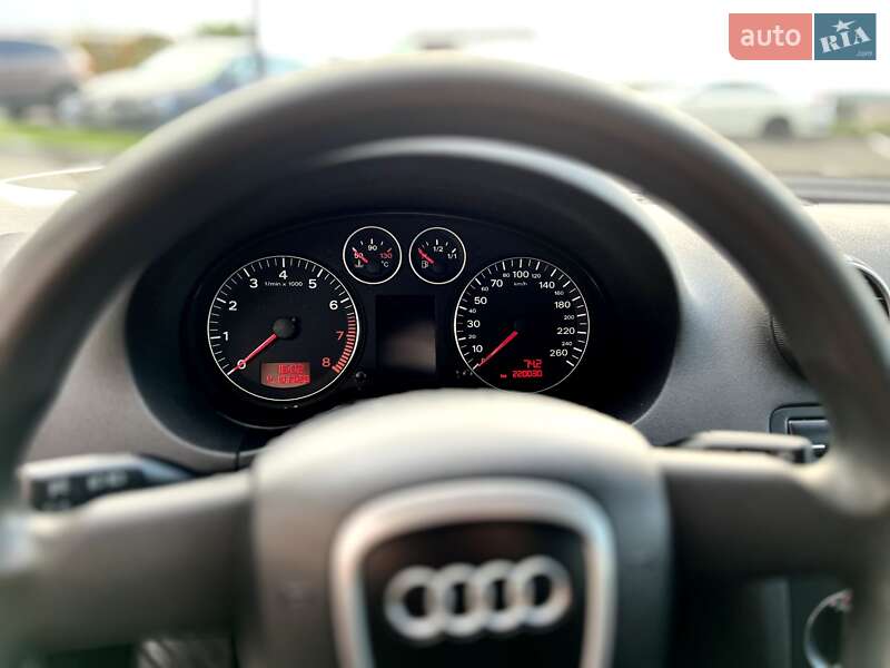 Хэтчбек Audi A3 2005 в Ровно фото 4 Хэтчбек Audi A3 2005 в Ровно