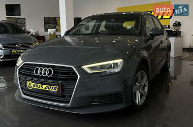 Хетчбек Audi A3 2019 в 