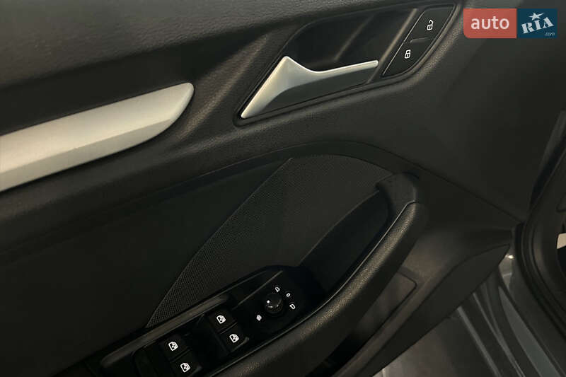 Хэтчбек Audi A3 2019 в Шептицькому