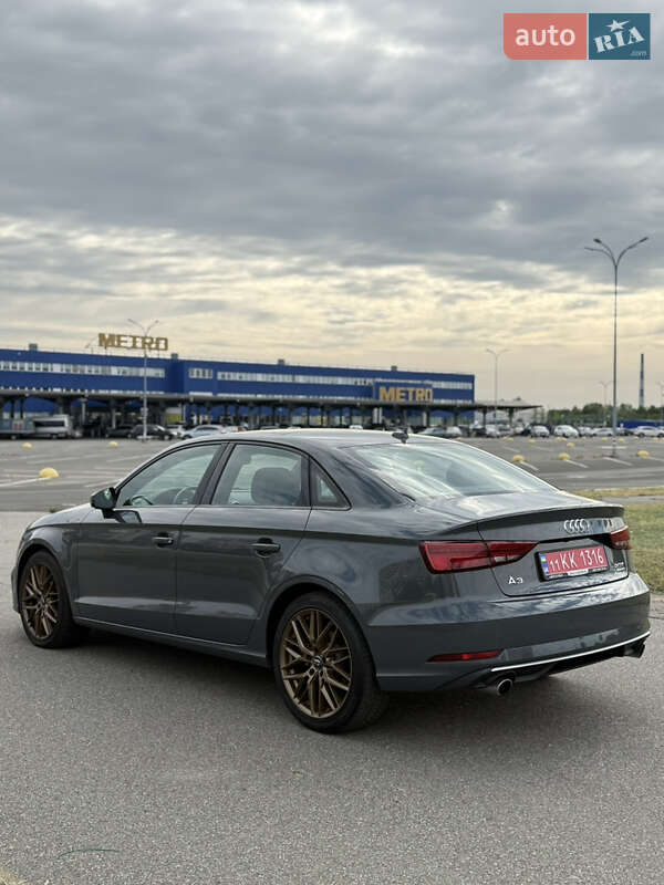 Седан Audi A3 2016 в Полтаве
