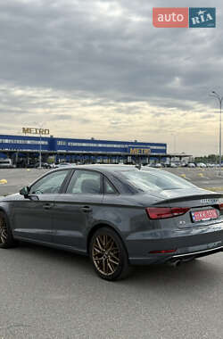 Седан Audi A3 2016 в 