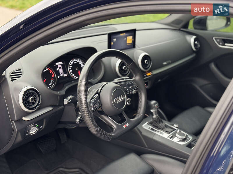 Седан Audi A3 2016 в Вінниці