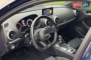 Седан Audi A3 2016 в 