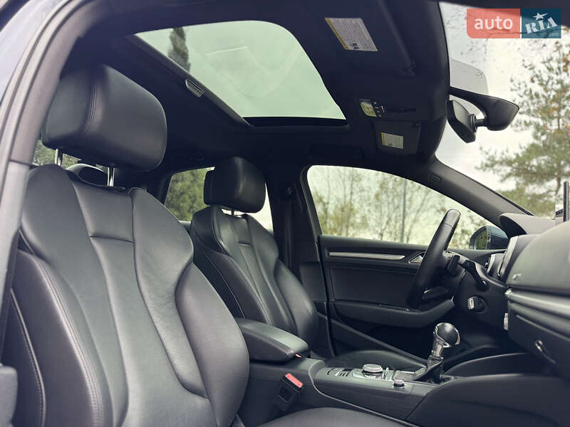 Седан Audi A3 2016 в Вінниці