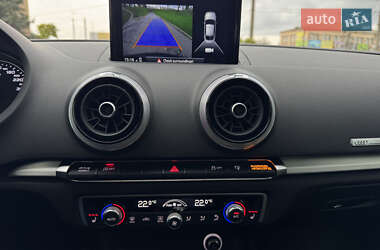 Седан Audi A3 2016 в 