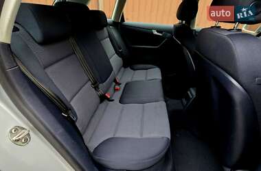Хетчбек Audi A3 2005 в  фото 56 Хетчбек Audi A3 2005 в