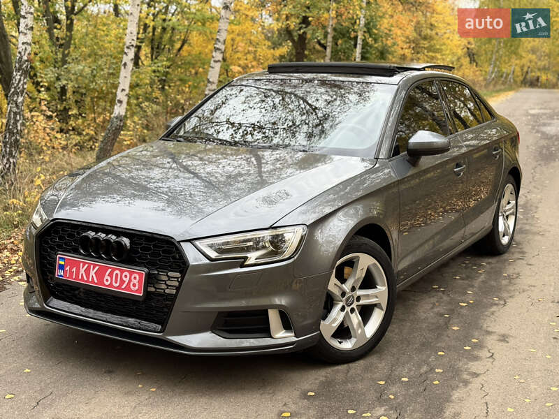 Седан Audi A3 2017 в 