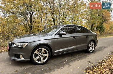 Седан Audi A3 2017 в 