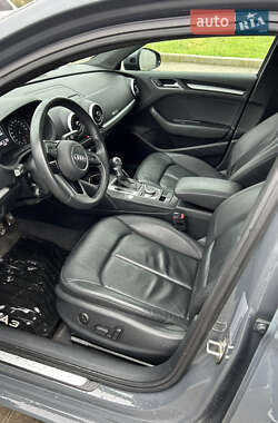 Седан Audi A3 2018 в  фото 11 Седан Audi A3 2018 в