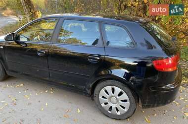 Хэтчбек Audi A3 2005 в 