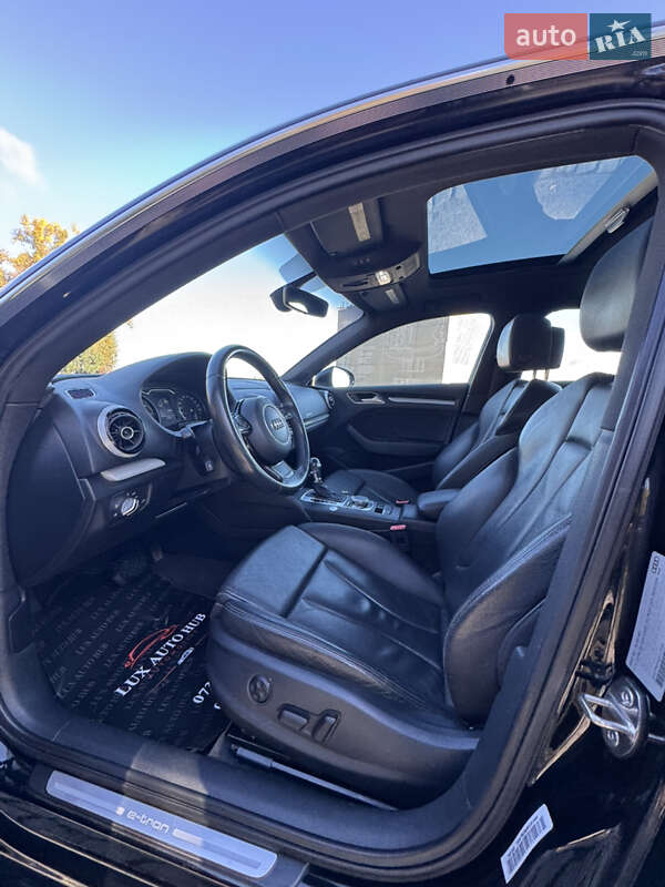 Хетчбек Audi A3 2016 в Києві
