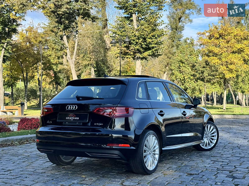 Хетчбек Audi A3 2016 в Києві