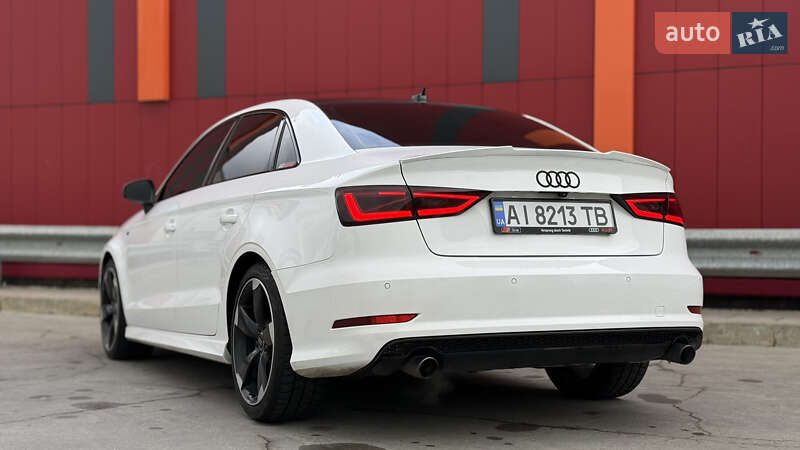 Седан Audi A3 2016 в Киеве