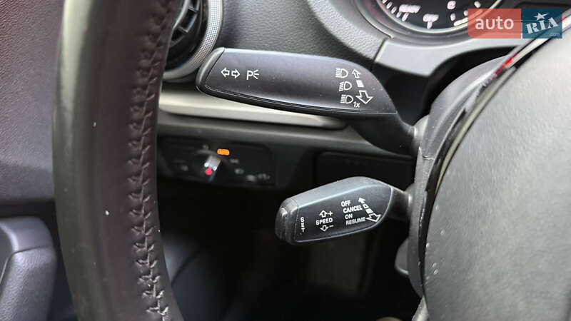 Седан Audi A3 2016 в Киеве