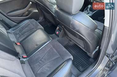 Хетчбек Audi A3 2016 в 