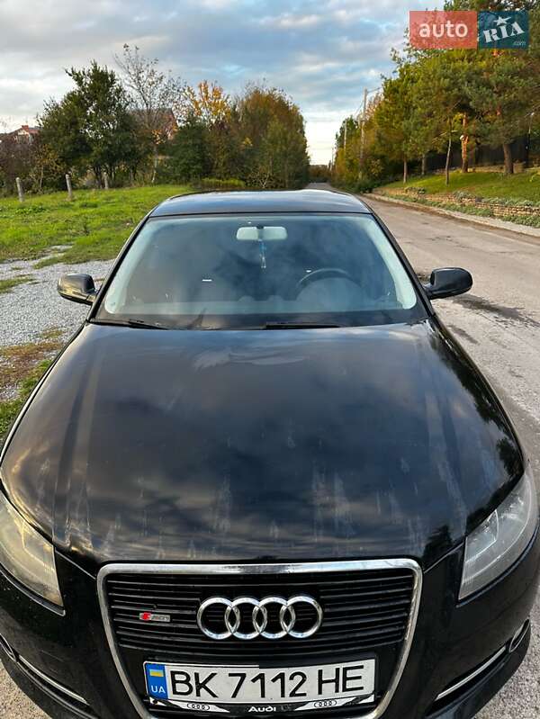 Хэтчбек Audi A3 2012 в Ровно