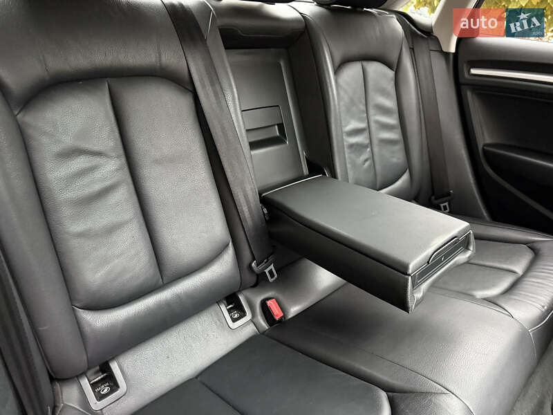 Седан Audi A3 2014 в Дніпрі