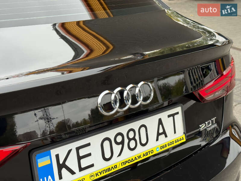 Седан Audi A3 2014 в Дніпрі
