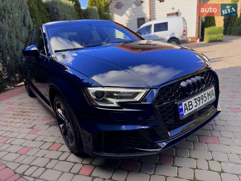 Седан Audi A3 2017 в Виннице
