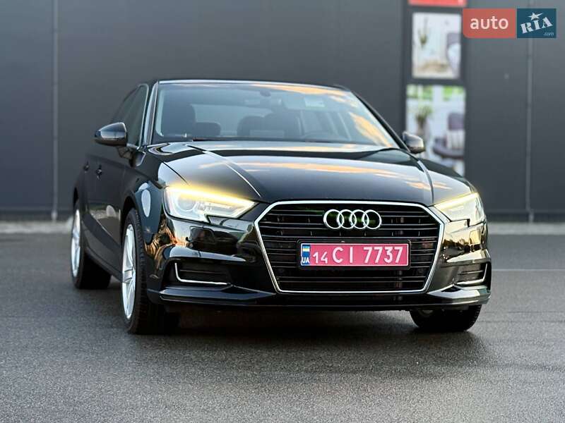 Седан Audi A3 2020 в Киеве
