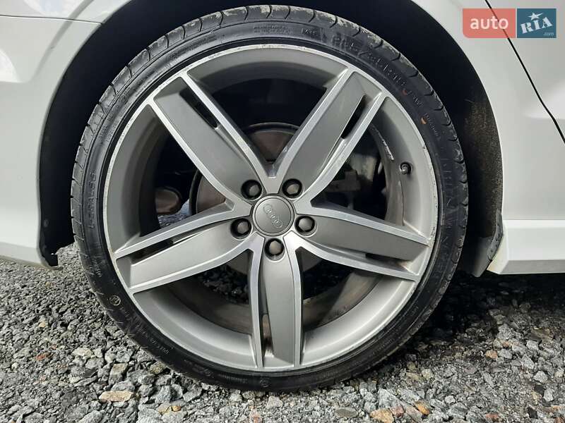 Хэтчбек Audi A3 2015 в Львове
