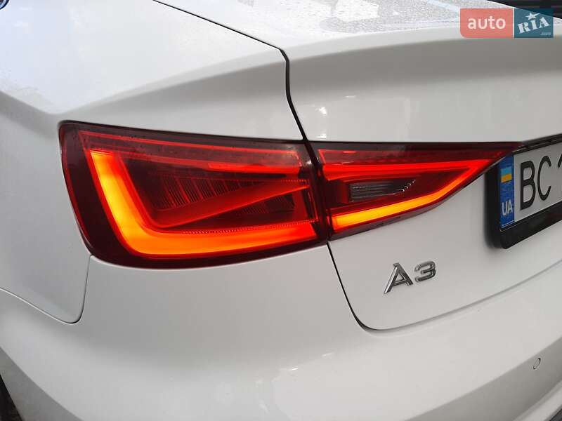 Хэтчбек Audi A3 2015 в Львове