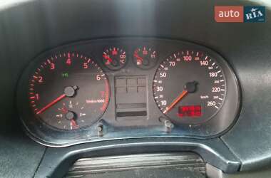 Хэтчбек Audi A3 1998 в 