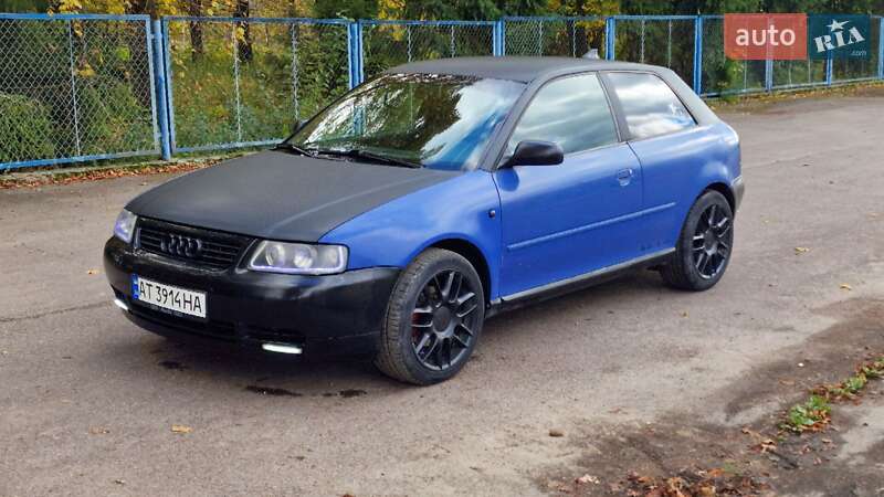 Хетчбек Audi A3 1998 в Хирові