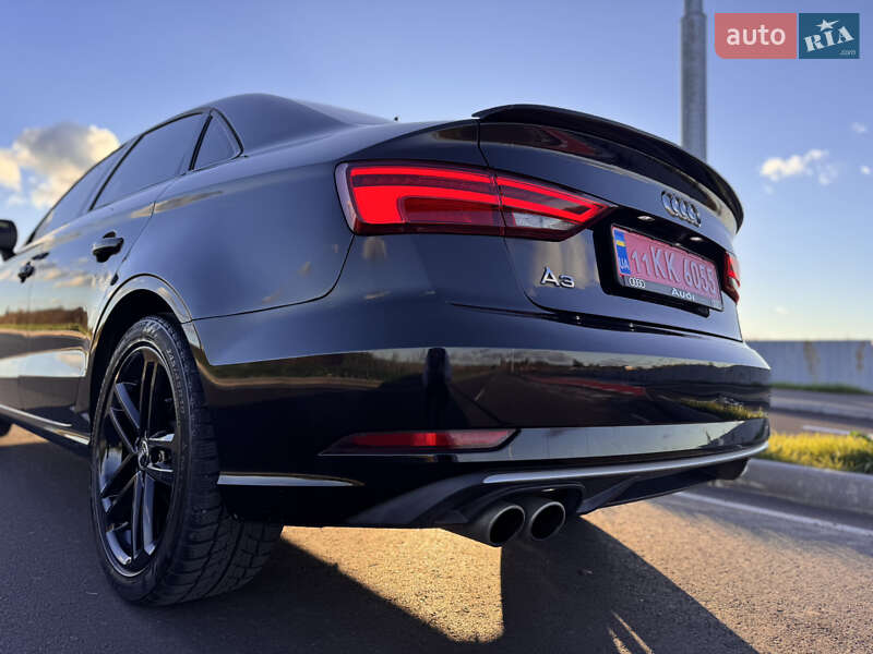 Седан Audi A3 2017 в Вінниці
