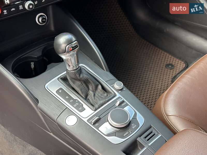 Седан Audi A3 2017 в Киеве фото 26 Седан Audi A3 2017 в Киеве