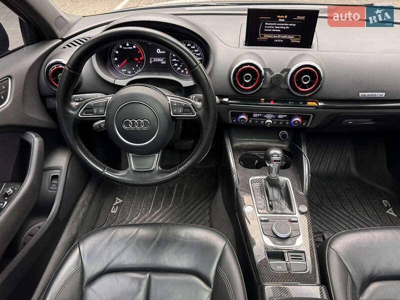 Седан Audi A3 2016 в Киеве