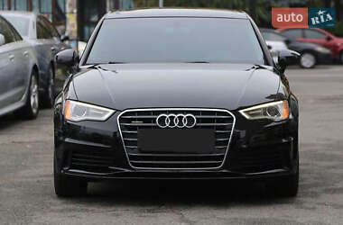 Седан Audi A3 2015 в Киеве