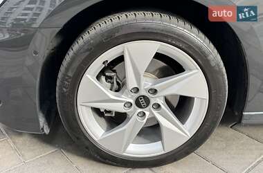 Седан Audi A3 2024 в 