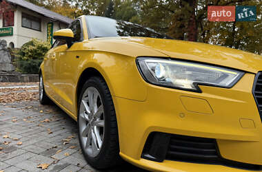 Хэтчбек Audi A3 2016 в 
