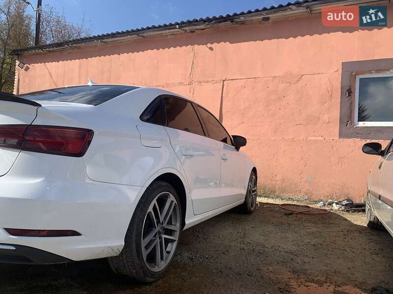 Седан Audi A3 2017 в Хмельницком фото 3 Седан Audi A3 2017 в Хмельницком