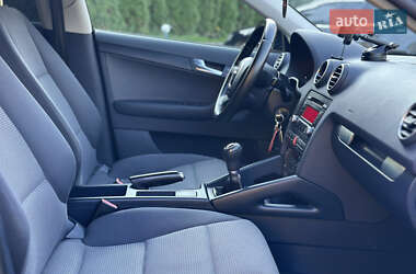 Хетчбек Audi A3 2008 в  фото 16 Хетчбек Audi A3 2008 в