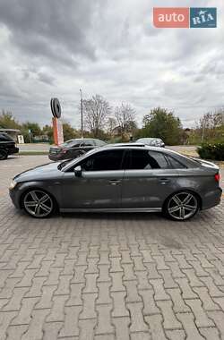 Седан Audi A3 2015 в 