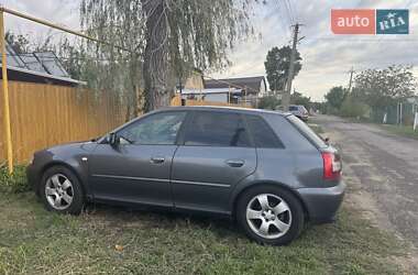 Хэтчбек Audi A3 2002 в 