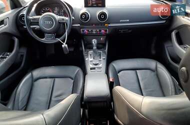 Седан Audi A3 2015 в 