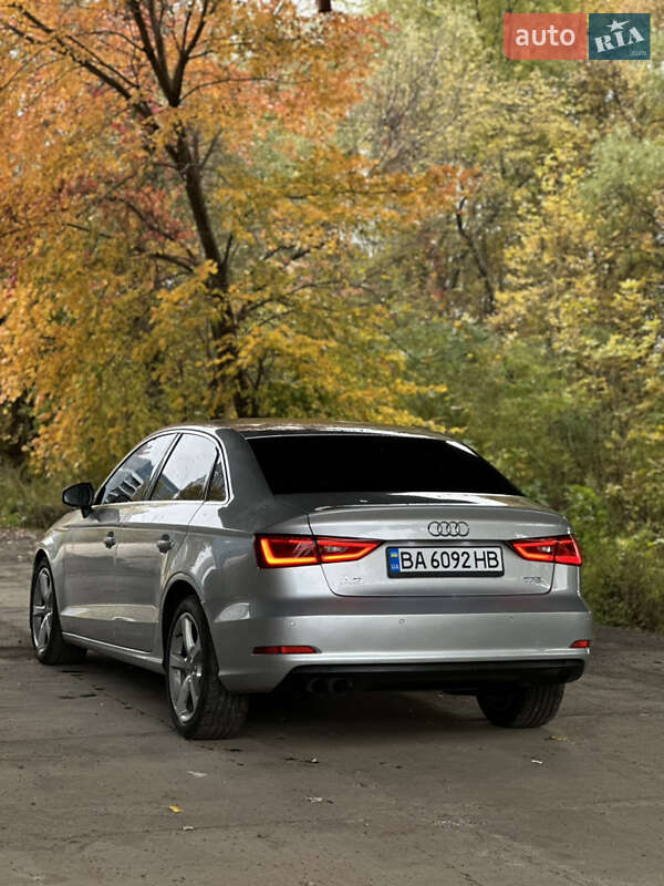 Седан Audi A3 2013 в Києві