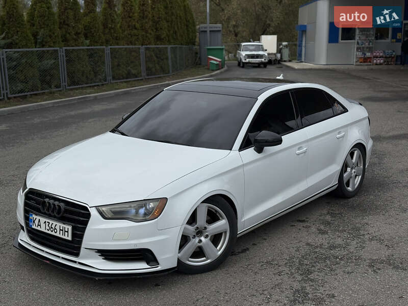 Седан Audi A3 2015 в Черкассах