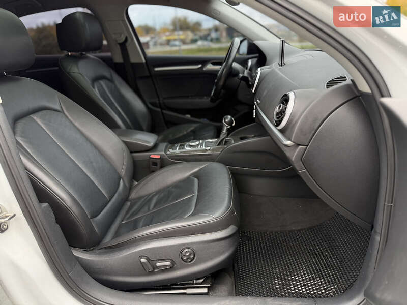 Седан Audi A3 2015 в Черкассах